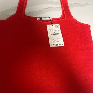 Red crop top Zara